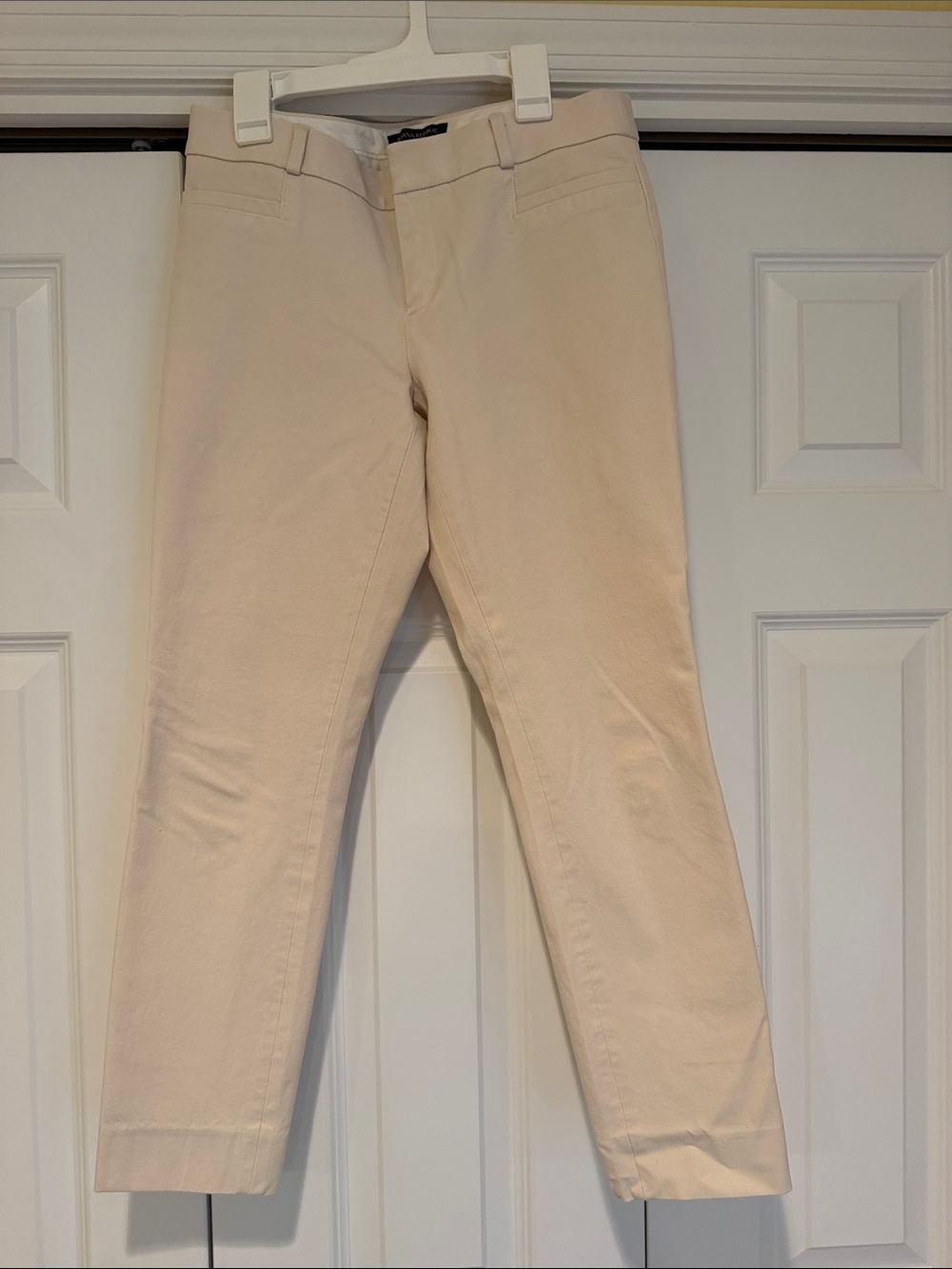 Banana Republic Pale Cream Cropped Slim Pants
